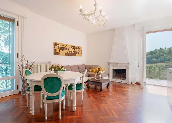 Ca\' Bianca Apartments