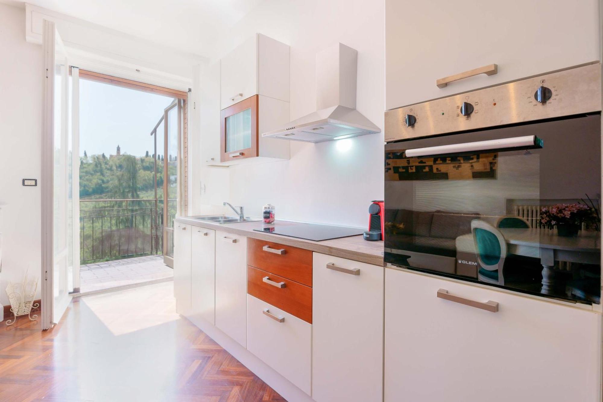Ca' Bianca Apartment *